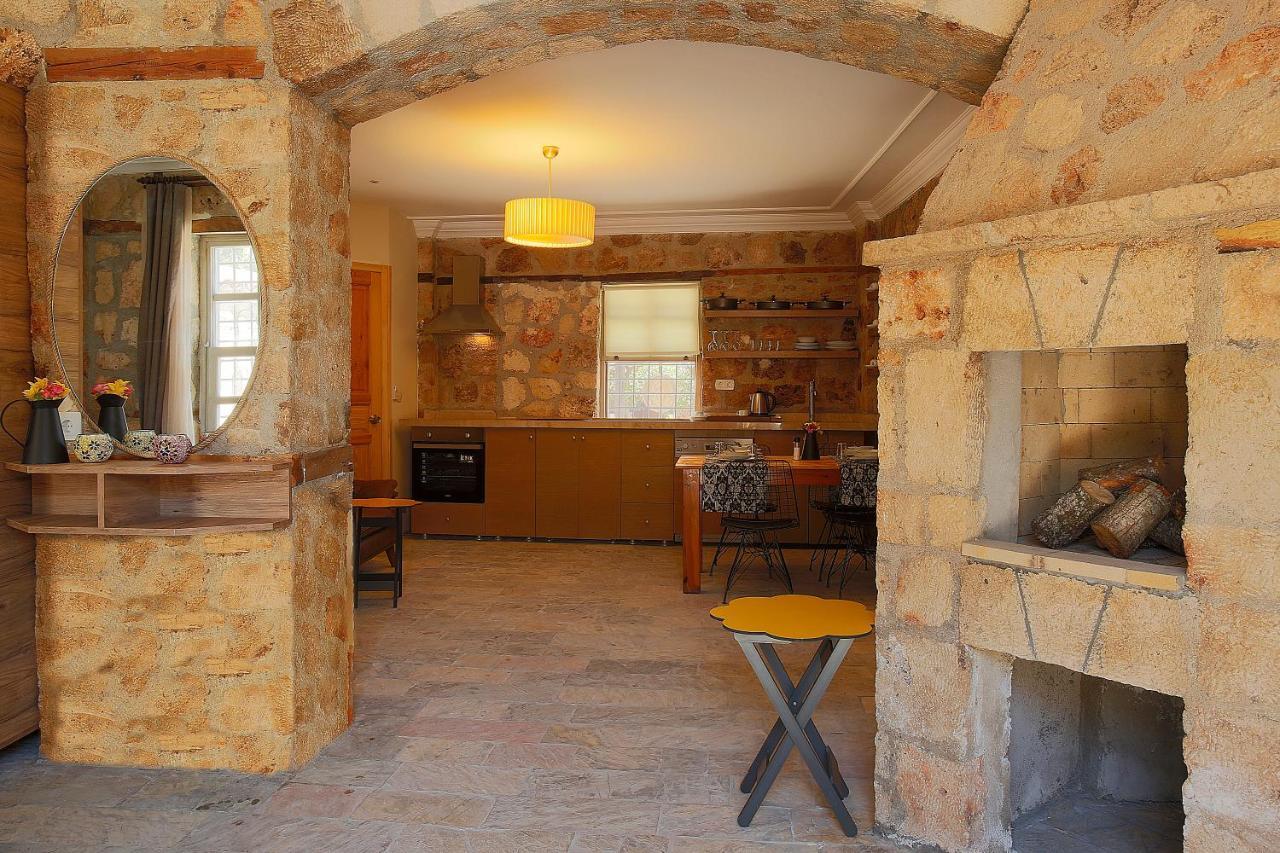 Castle Inn Boutique Hotel Анталия Екстериор снимка